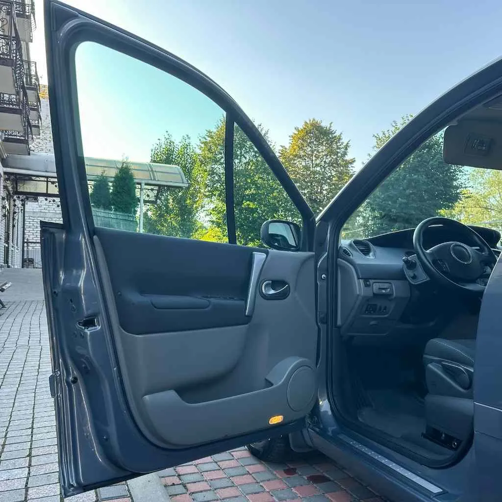 Why car windows get dirty